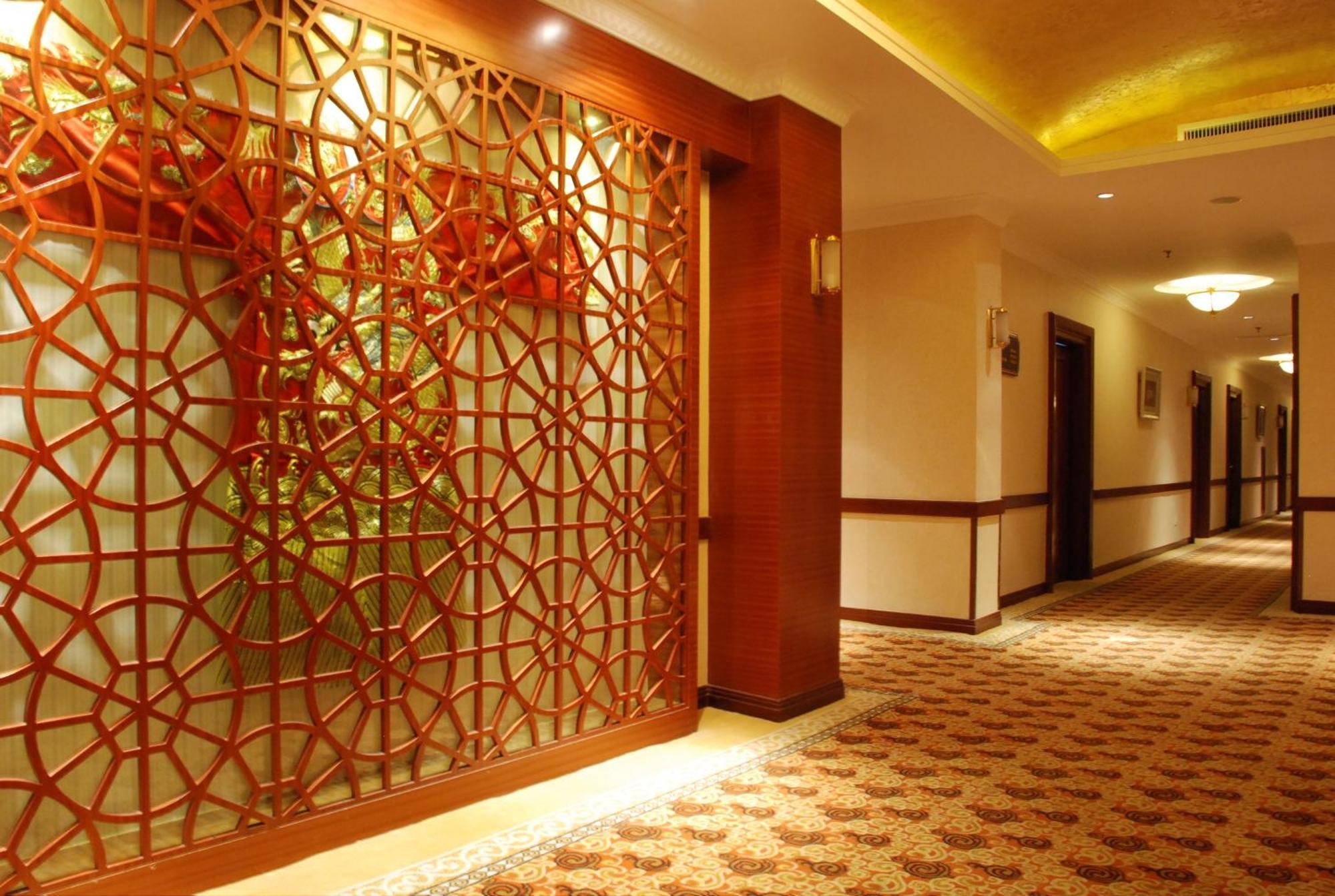 Jin Jiang Park Hotel Şanghay Dış mekan fotoğraf