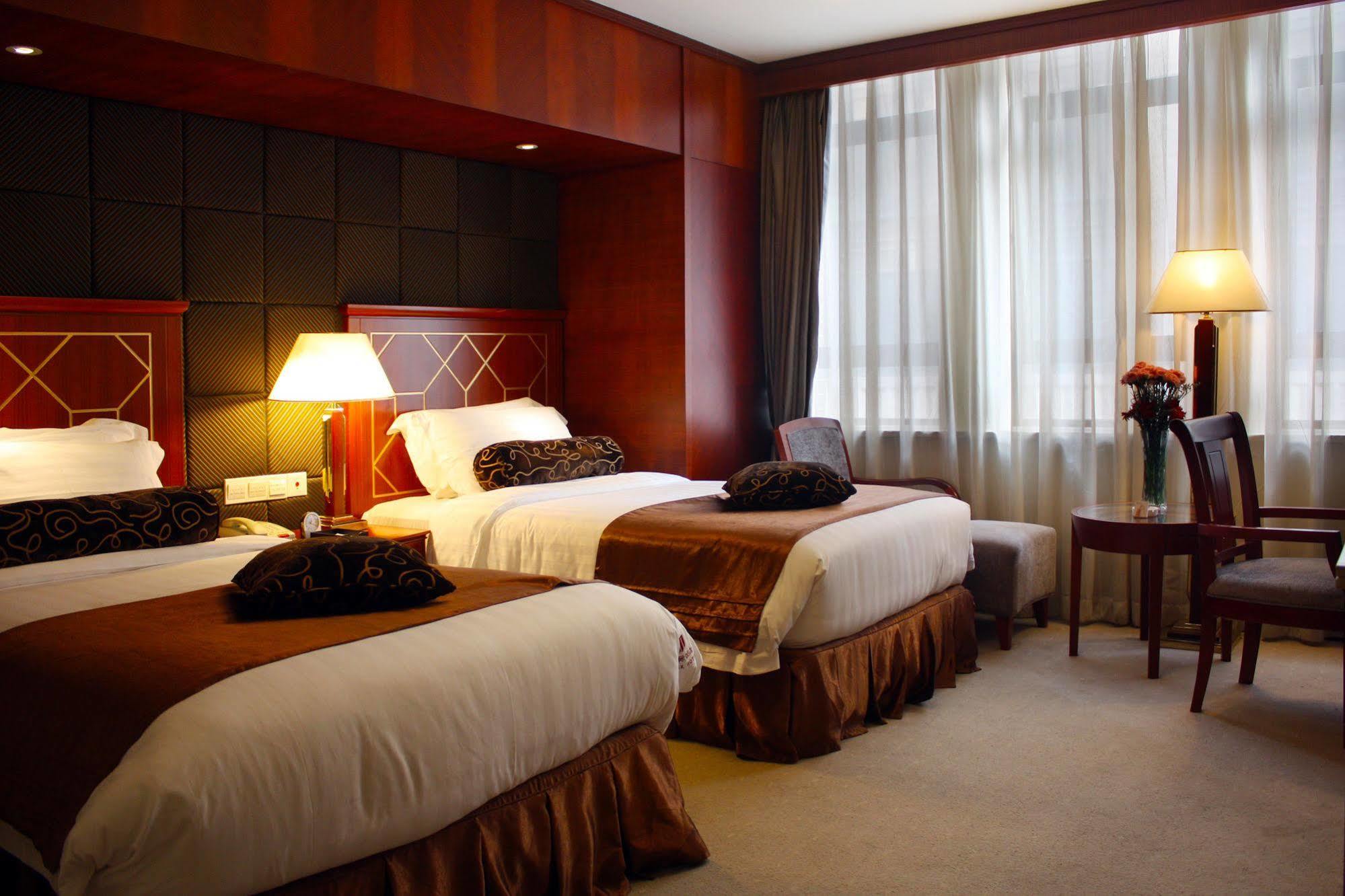 Jin Jiang Park Hotel Şanghay Dış mekan fotoğraf